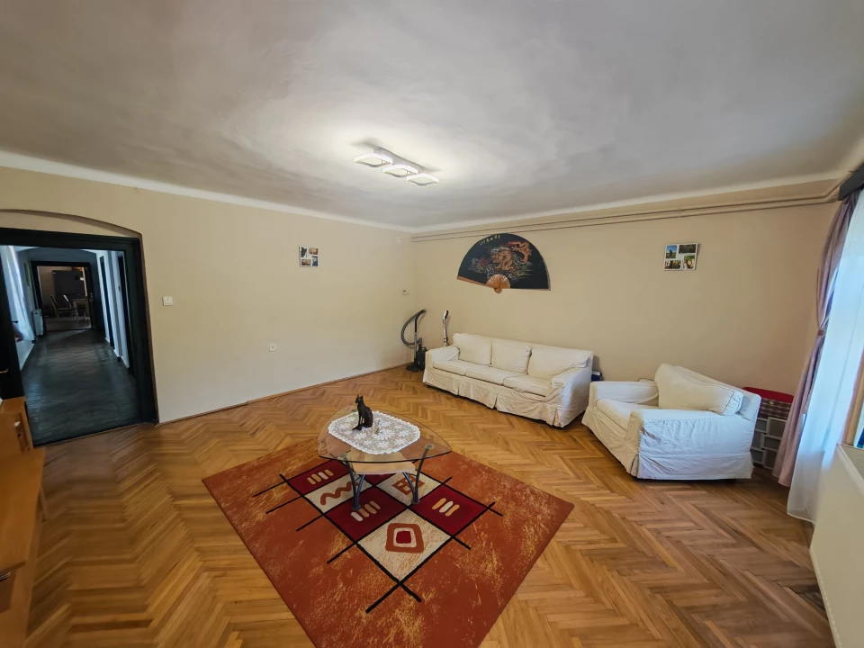 Eladó családi ház, Hencse