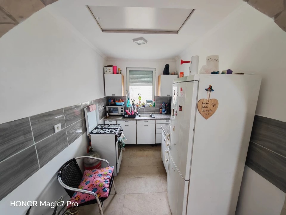 Eladó családi ház, Csákány