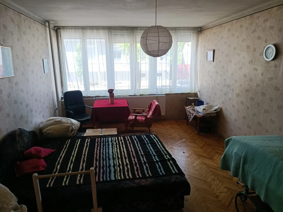Eladó téglalakás, Kaposvár