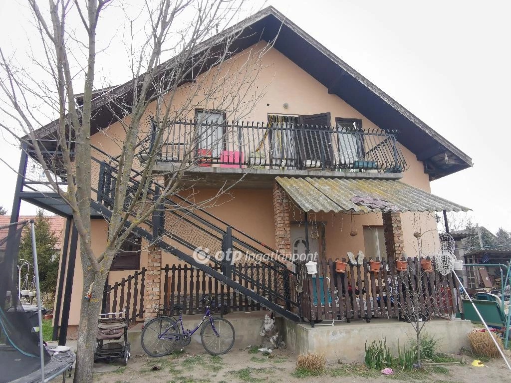 For sale house, Kiskunlacháza, Csendes