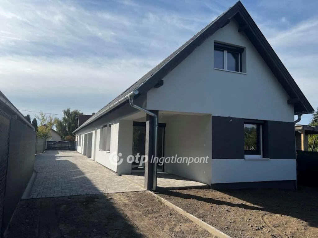 For sale semi-detached house, Ráckeve, HÉV állomás