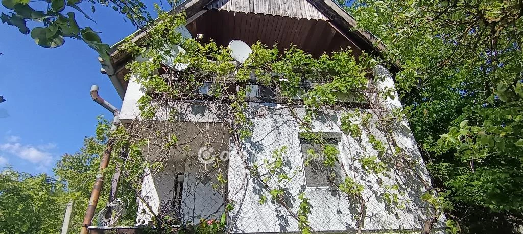 Eladó családi ház, Baracska, Zártkert