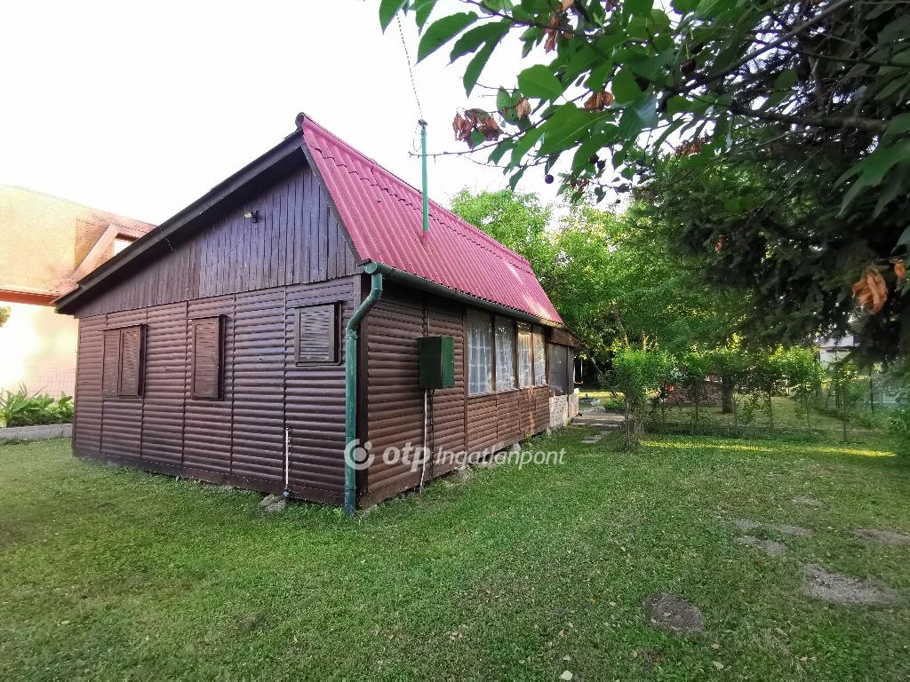 Eladó üdülő, nyaraló, Ráckeve, Vízközeli