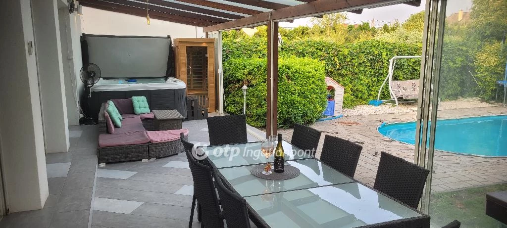 c3-1-name c2-1-name, Dunaharaszti, Bezerédi lakópark