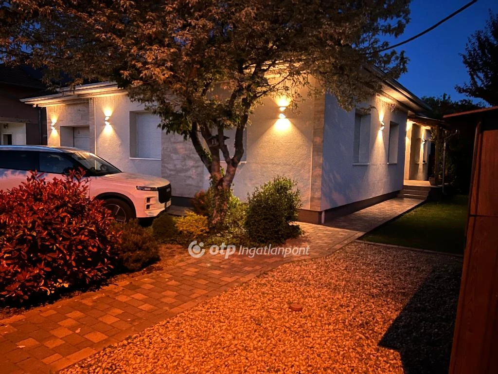 Eladó családi ház, Dunaharaszti, Bezerédi lakópark