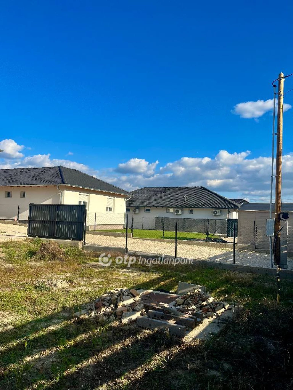 Eladó családi ház, Szigetszentmiklós, Bucka