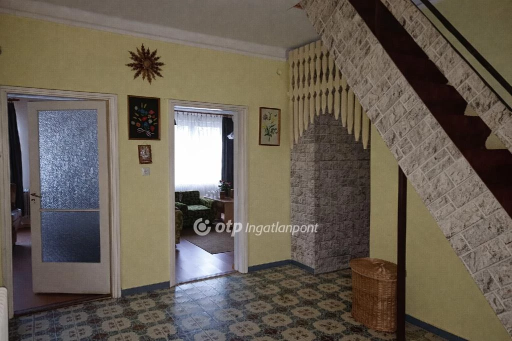 Eladó családi ház, Pusztaszabolcs, Pusztaszabolcs