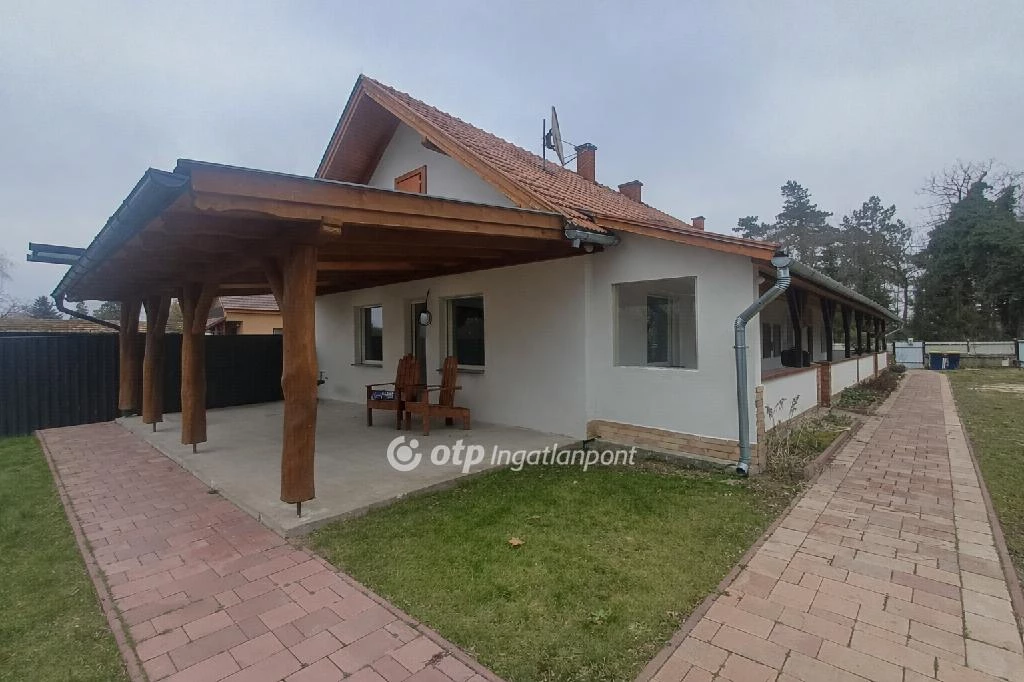 Eladó családi ház, Ócsa, Felsőbabád