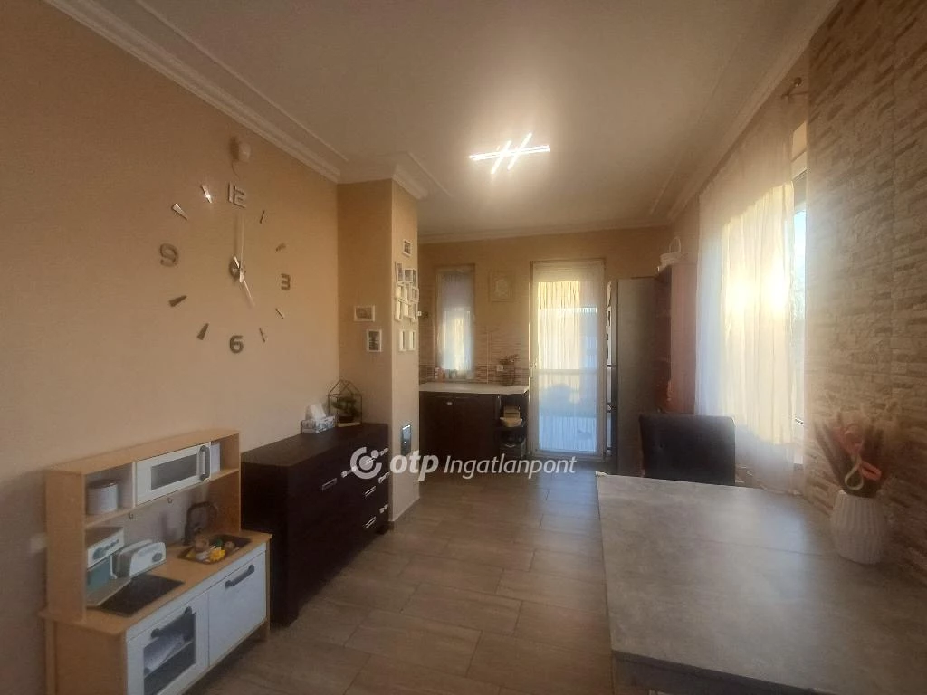 Eladó családi ház, Üllő, Üllő