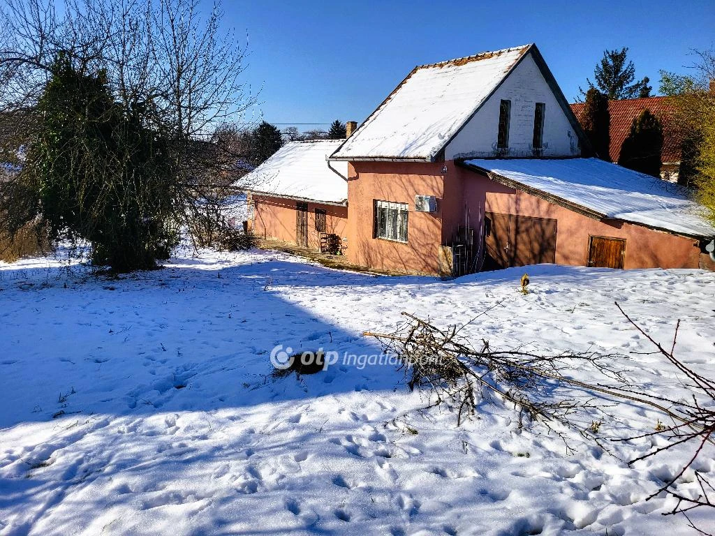 Eladó családi ház, Kapoly, Falusi