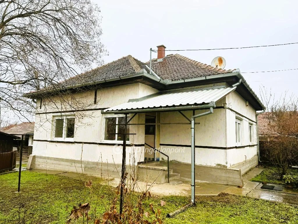 Eladó családi ház, Mezőtúr, Újtelep