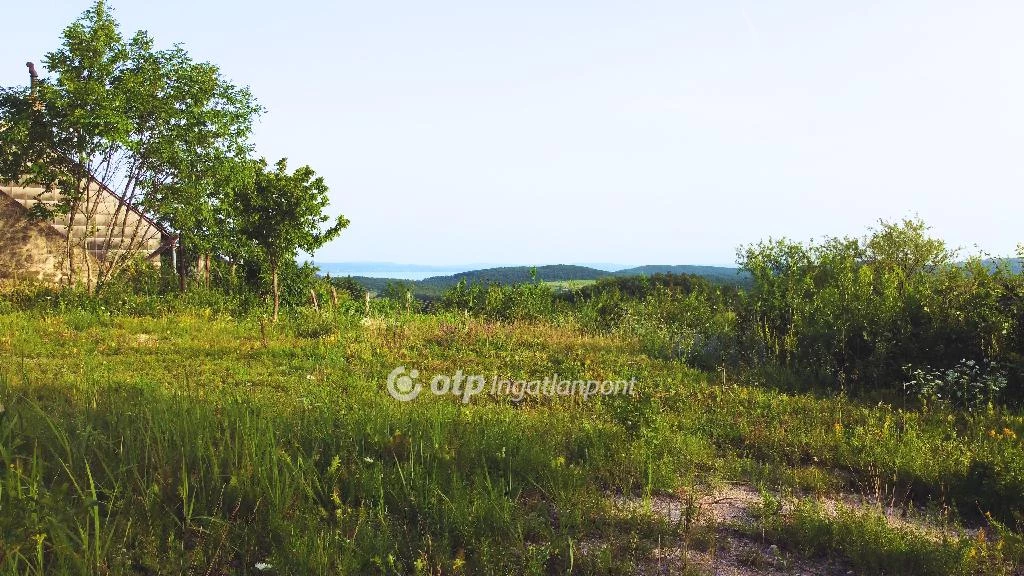 Eladó építési telek, Balatonszőlős, Új hegy