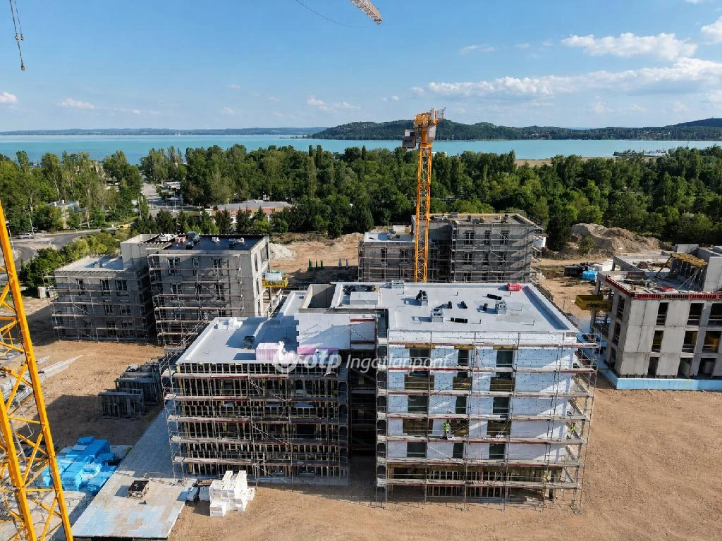 Eladó téglalakás, Balatonfüred, Ófalu