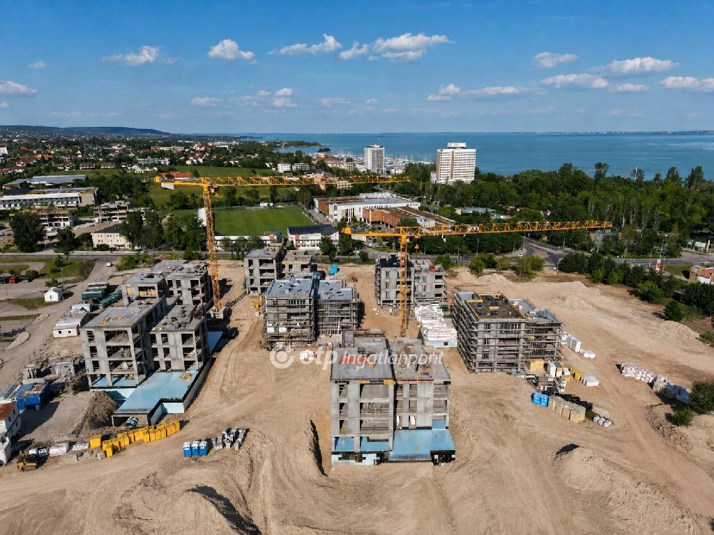 Eladó téglalakás, Balatonfüred, Ófalu