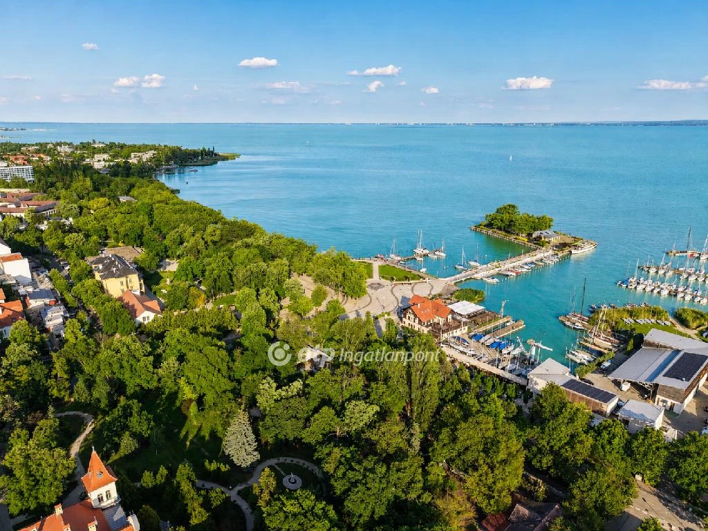 Eladó téglalakás, Balatonfüred, Ófalu