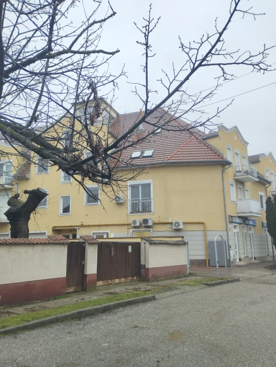 Eladó társasházi lakás, Hajdúböszörmény, Király Jenő tér 1/3