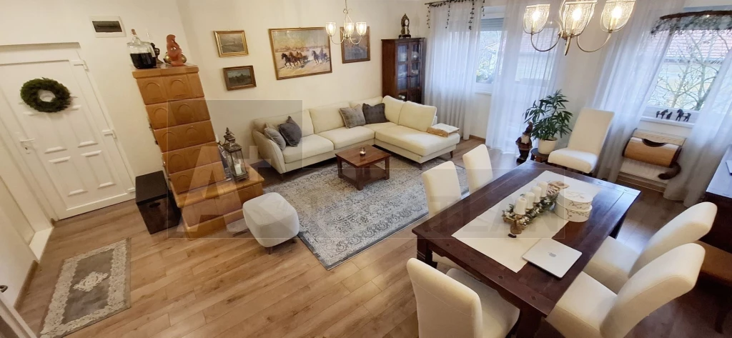 Eladó 83 m2 tégla lakás, Szeged