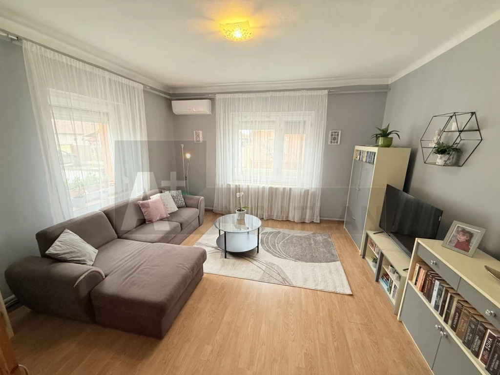 Szeged Szentmihály, a Holt-Tisza szomszédságában , családi ház eladó !