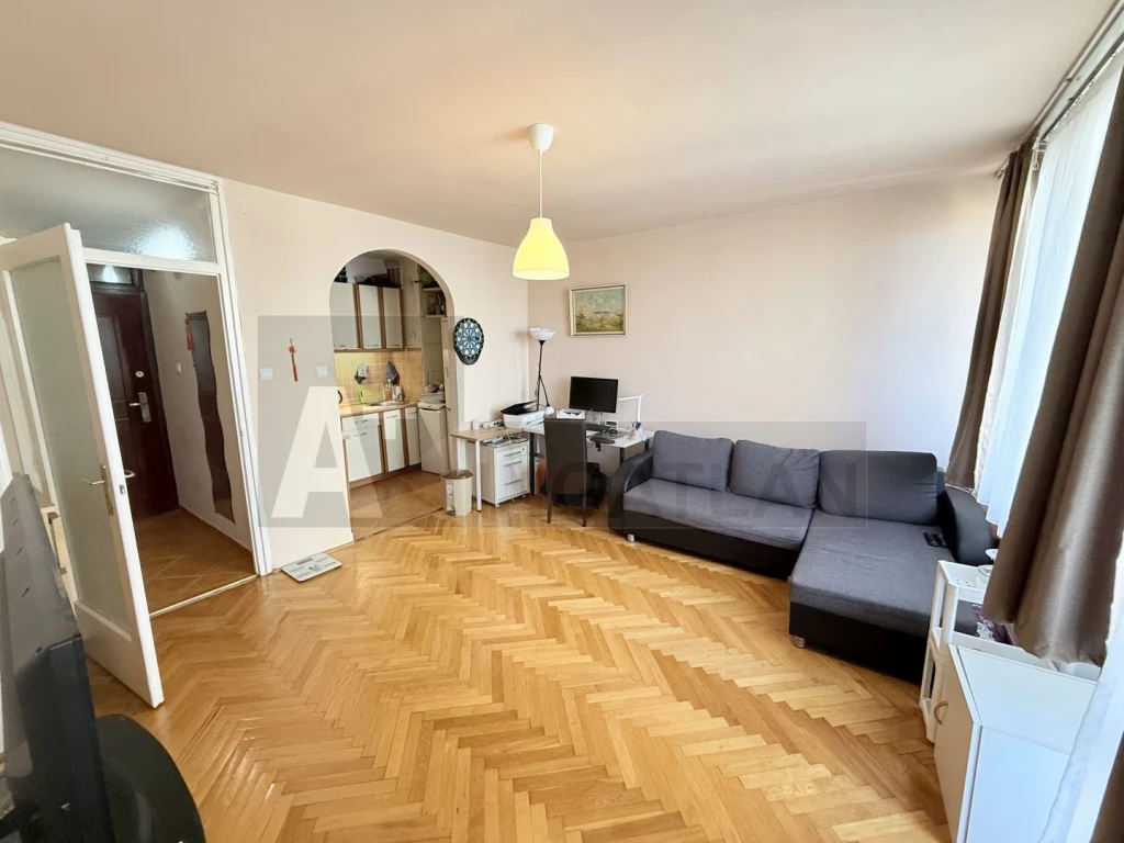 For sale brick flat, Budapest XI. kerület