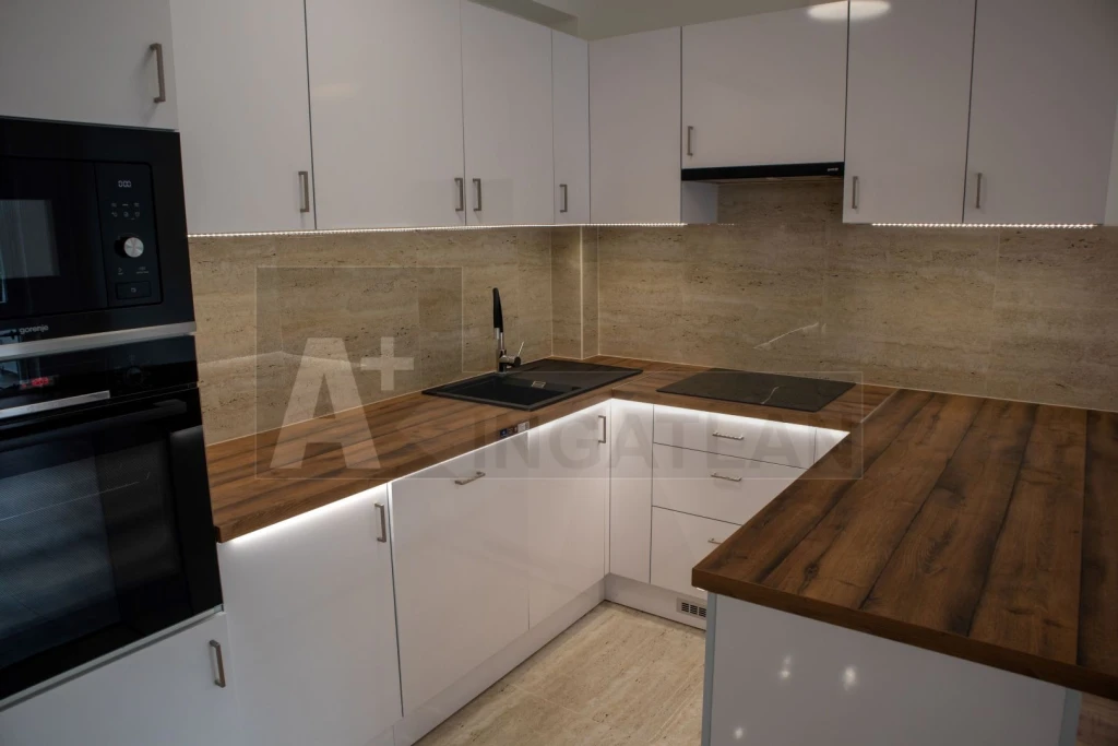 c3-1-name c2-20-name, Szeged, Felsőváros