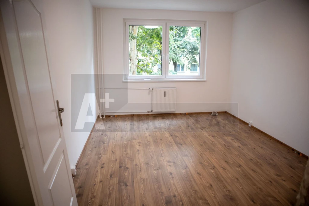 Újszegedi tégla, panel áron!