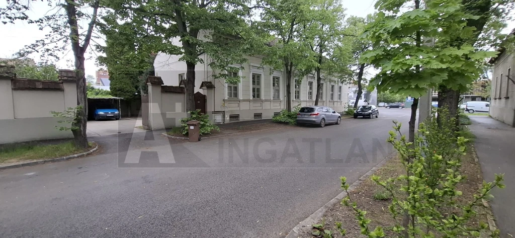 c3-2-name c2-1-name, Szeged