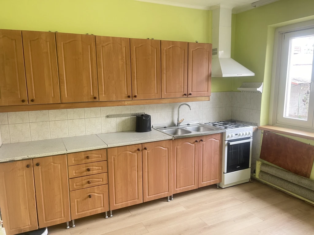 Eladó családi ház, Baja, Belváros