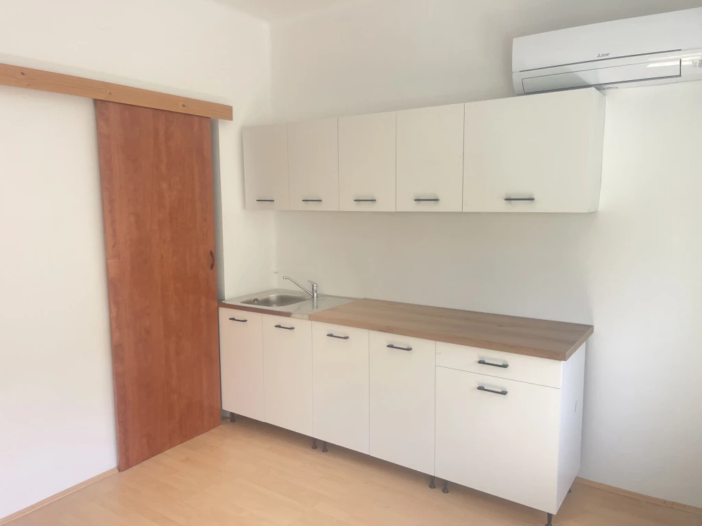 c3-1-name c2-19-name, Baja, Belváros