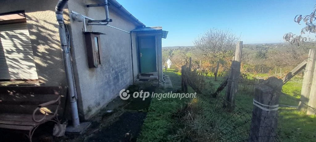 For sale house with a garden, Zalaegerszeg