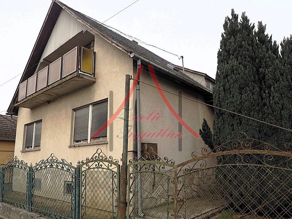 AKÁR TÖBB GENERÁCIÓNAK