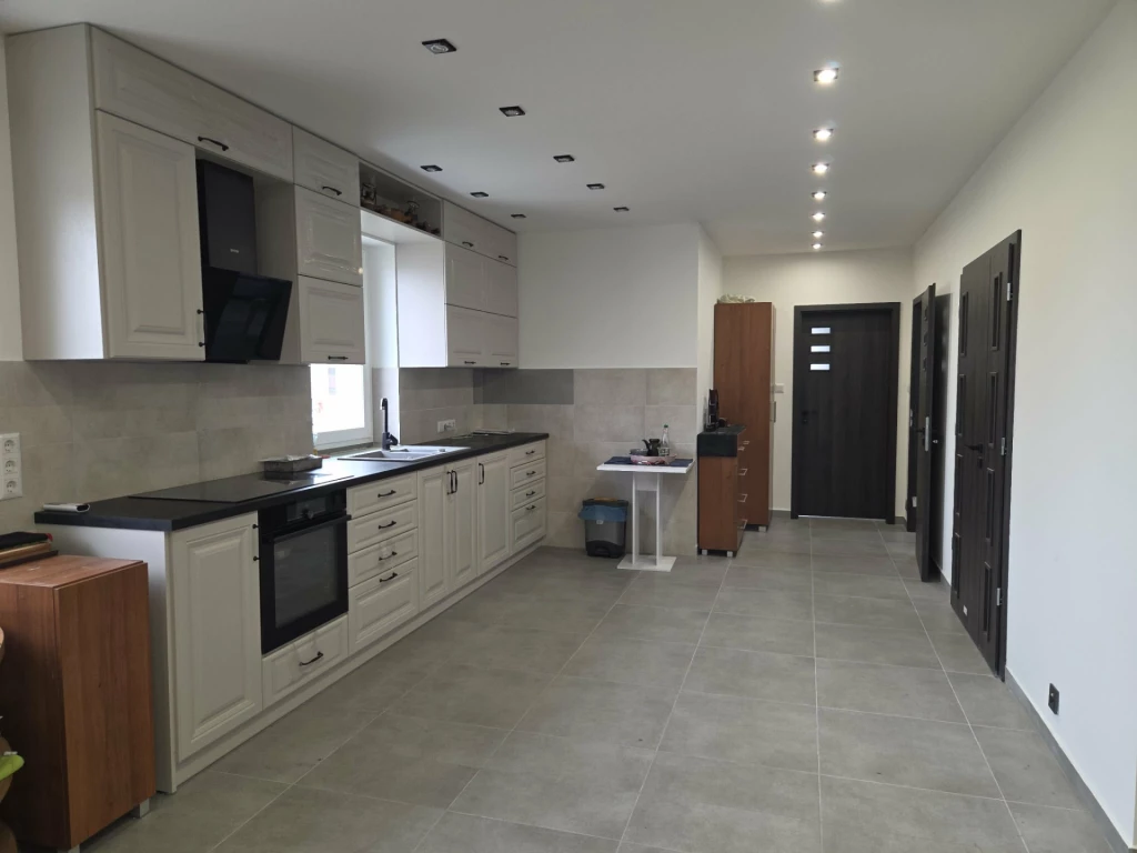 For sale house, Zsombó