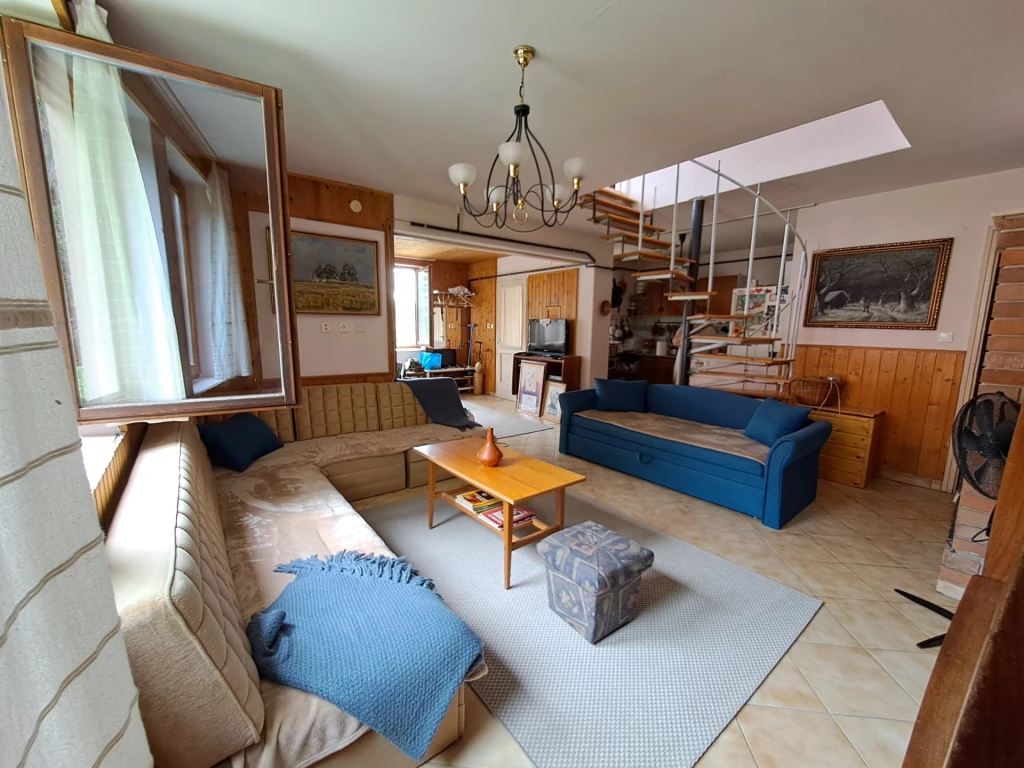 Családi ház csodás környezetben