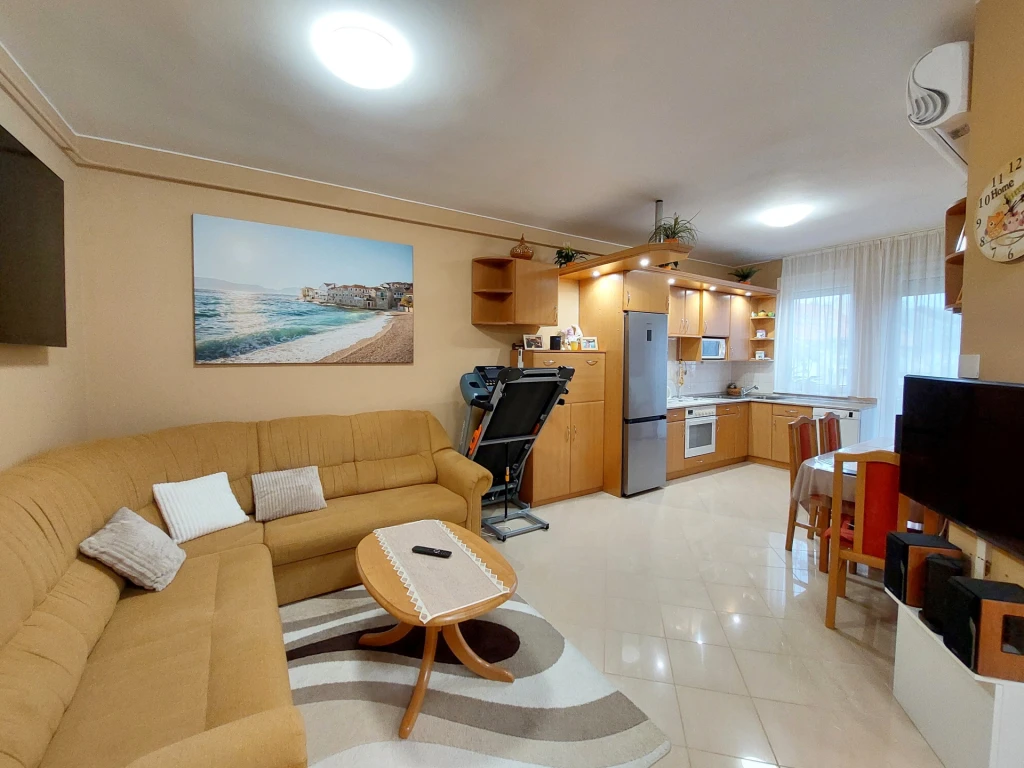 c3-1-name c2-19-name, Szeged, Rókus, Puskás utca