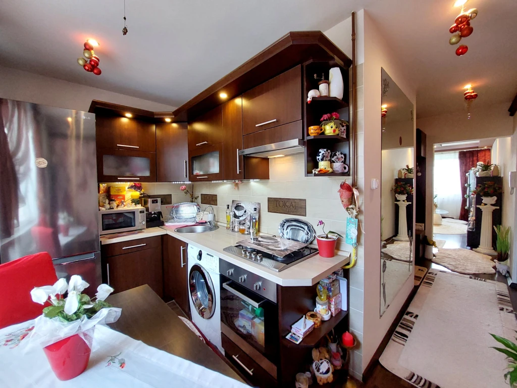 c3-1-name c2-20-name, Szeged, Tarján