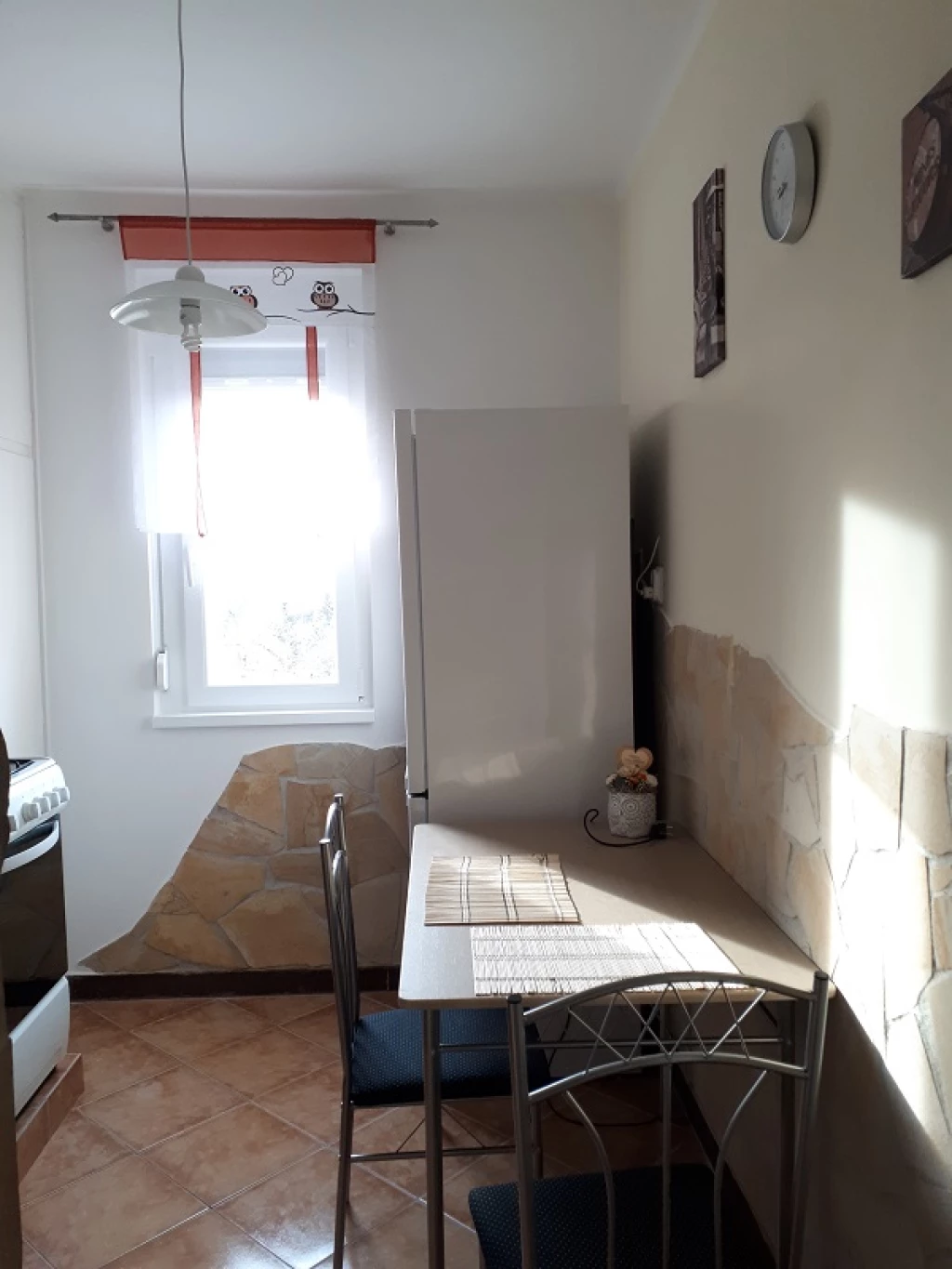 40m2 -es, 1.5 szobás Lakás kiadó (Pécs, Hungária út)