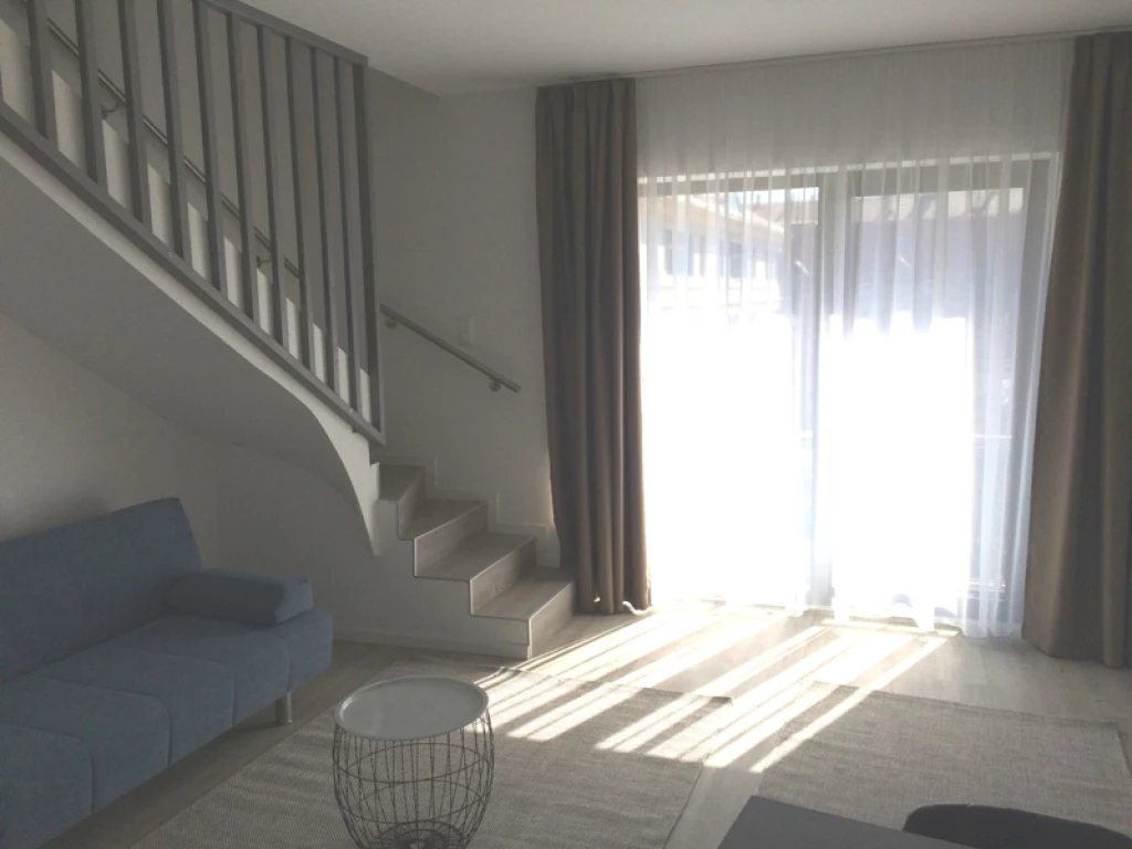 60m2 -es, 2 szobás Lakás kiadó (Pécs, Jókai Mór utca)