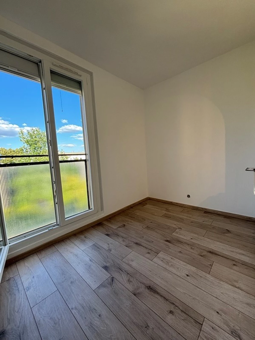 35m2 -es, 1.5 szobás Lakás kiadó (Pécs, Gosztonyi Gyula utca)