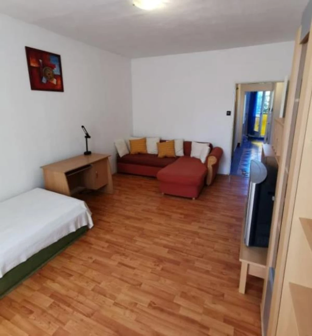 47m2 -es, 2 szobás Lakás kiadó (Pécs, Gosztonyi utca )