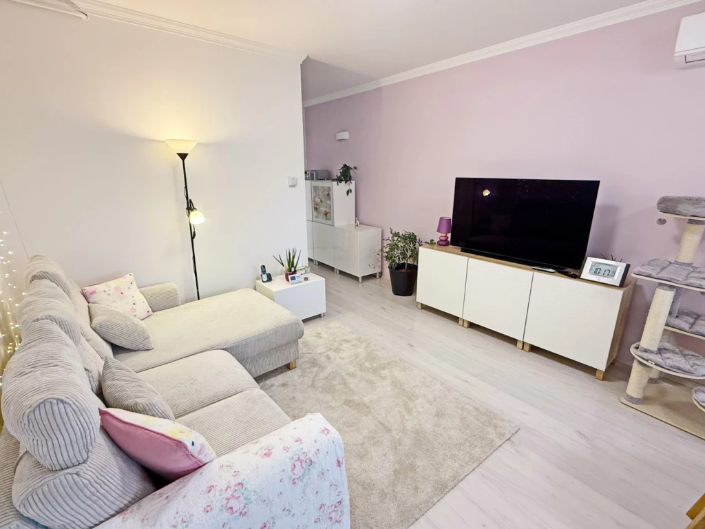 Eladó 72 m2 tégla lakás, Debrecen