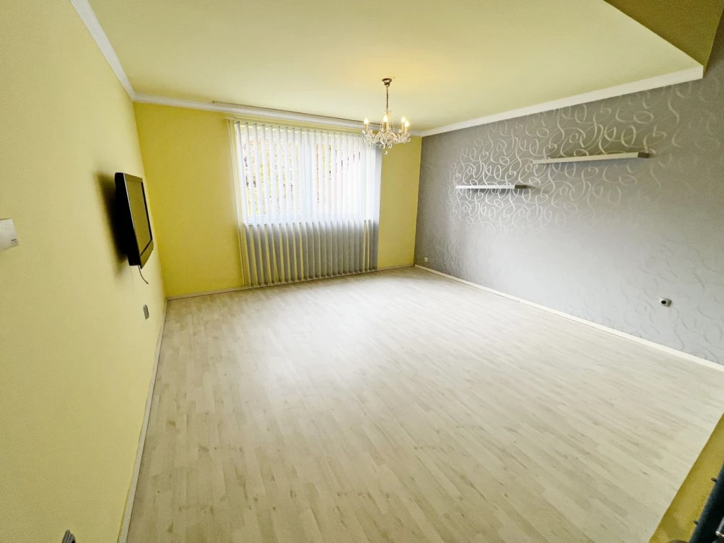 Eladó 135 m2 családi ház, Debrecen