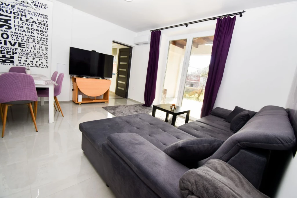 Kiadó 110 m2 családi ház, Debrecen