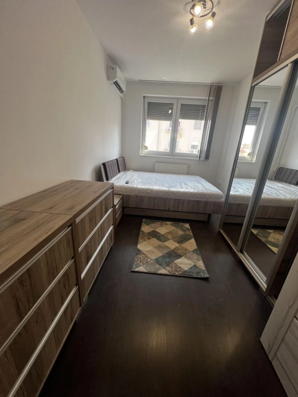 Kiadó 58 m2 tégla lakás, Debrecen