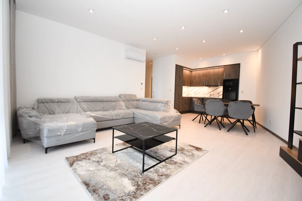 Kiadó 88 m2 tégla lakás, Debrecen