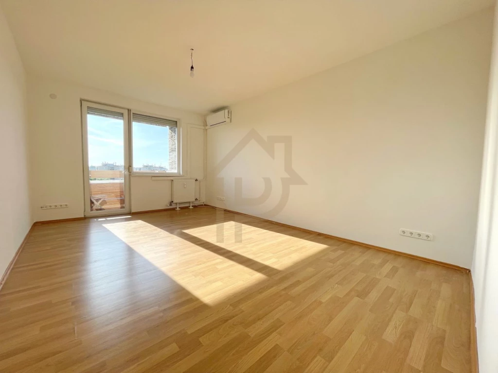 For sale panel flat, Debrecen, Belváros