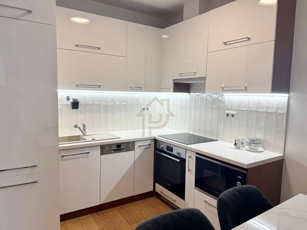 Kiadó 69 m2 tégla lakás, Debrecen