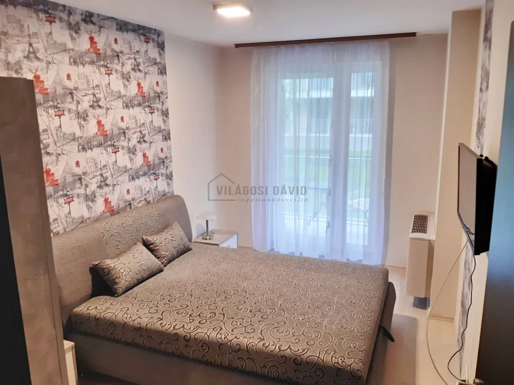 Kiadó 45 m2 tégla lakás, Debrecen