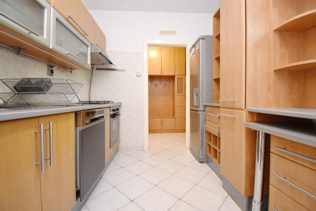 For rent panel flat, Debrecen, Vezér ltp.