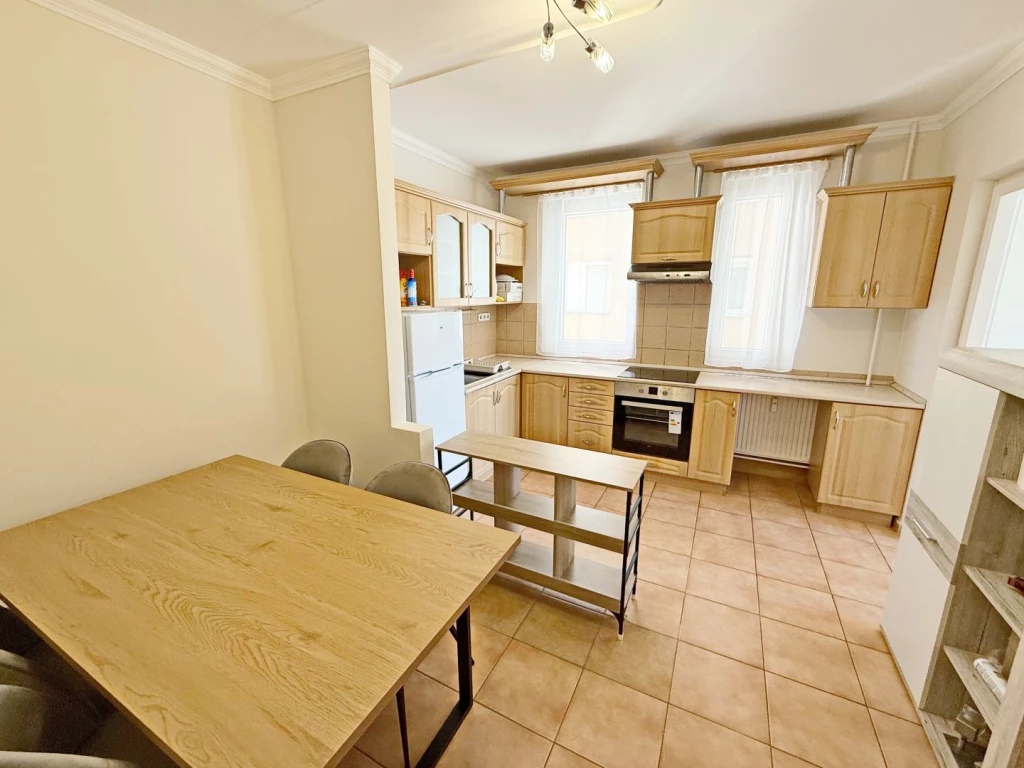 For rent panel flat, Debrecen, Újkert