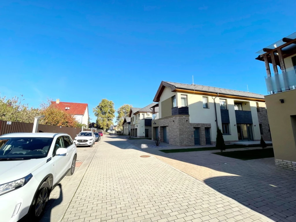 Eladó 52.50 m2 új építésű tégla lakás, Hajdúböszörmény