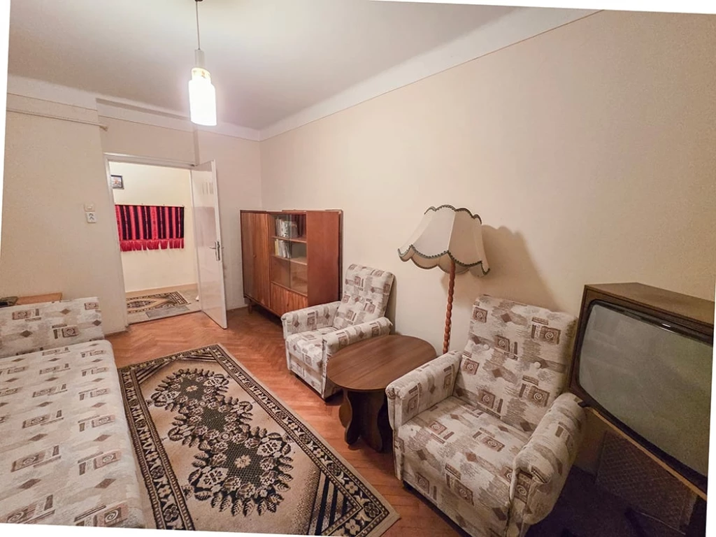 Eladó 55 m2 tégla lakás, Debrecen